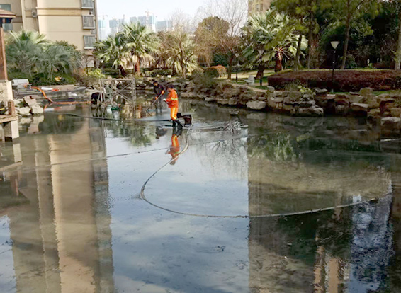 宾阳景观池淤泥清理