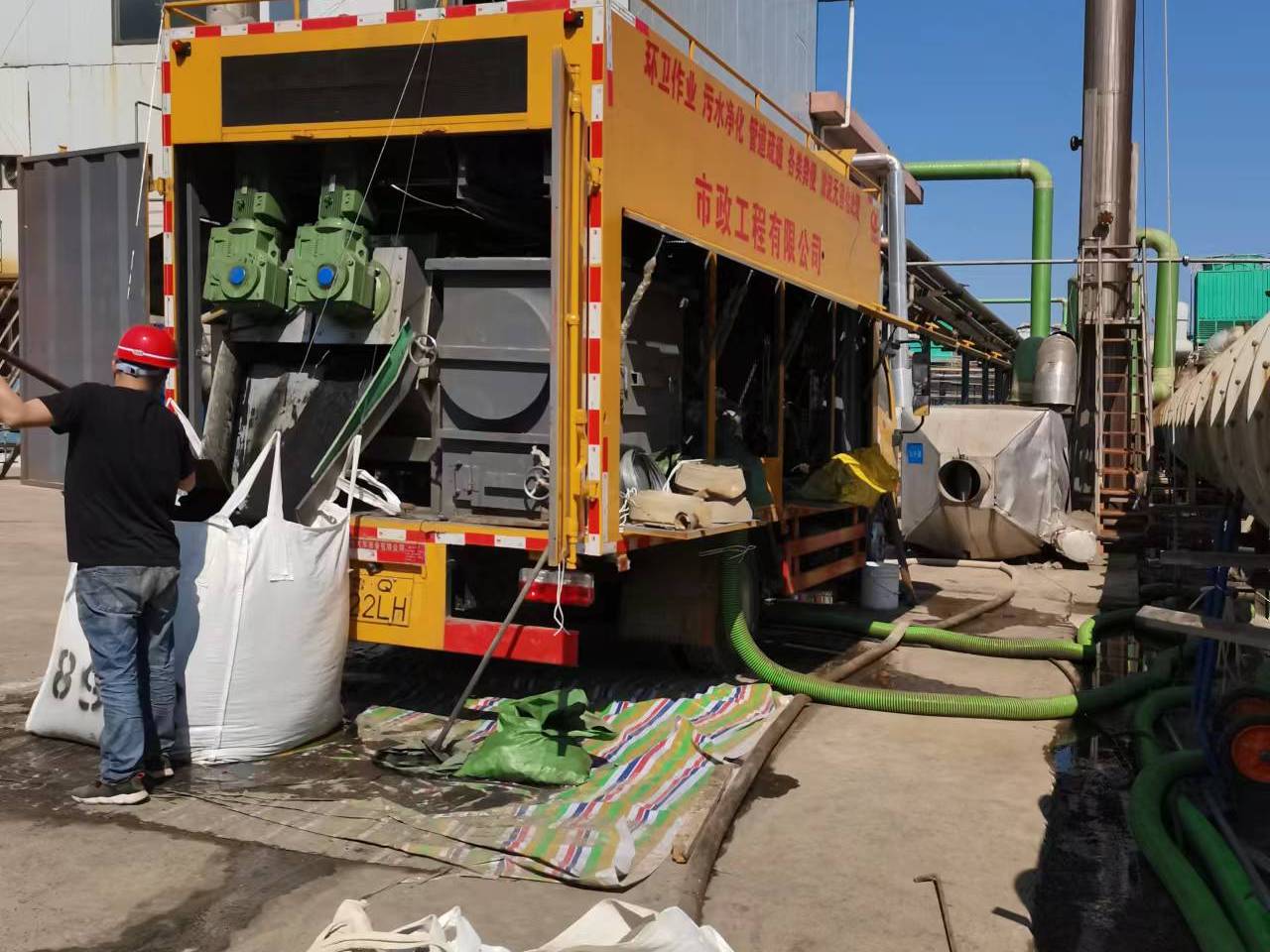 宾阳淤泥压干处理